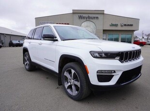 New 2022 Jeep Grand Cherokee 4xe $11K OFF! Plug-In Hybrid Up To 56MPG! 2-Tone Leather Heated/Cooled Seats for Sale in Weyburn, Saskatchewan
