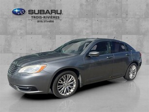Used Chrysler 200 2012 for sale in Trois-Rivieres, Quebec