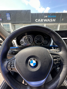 2013 BMW 320i LADY driven