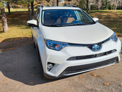 2018 Toyota Hybrid RAV 4 Limited