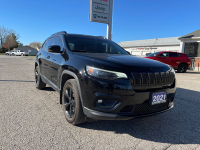2021 Jeep Cherokee Altitude Low KM SUV with the Black Appearance