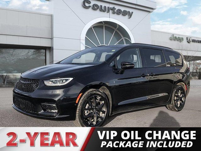 2022 Chrysler Pacifica Limited | Heated Seats