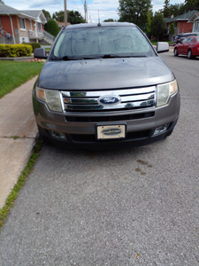 Ford Edge 2009 a vendre / for sale $ 5150.00 / Negotiable