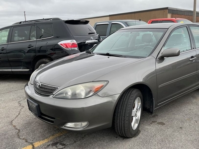 Used 2004 Toyota Camry SE for Sale in Burlington, Ontario