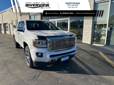 Used 2018 GMC Canyon Denali ONE OWNER REAR VIEW CAMERA HEATED SEATS TRAILERING PACKAGE LEATHER for Sale in Wallaceburg, Ontario