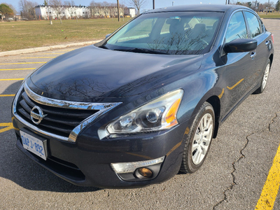 2013 NISSAN ALTIMA S... LOW KMS, ONLY $8500 OBO