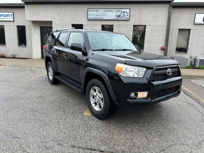 Used 2012 Toyota 4Runner AWD .7 PAS.MINT ! LEATHER..SUNROOF..CERTIFIED! for Sale in Burlington, Ontario