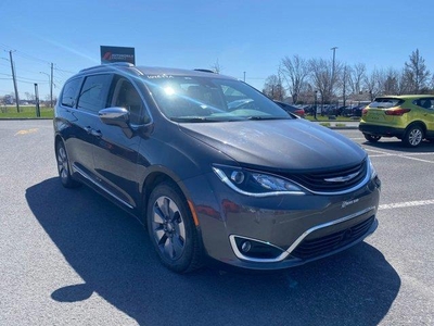 Used Chrysler Pacifica 2019 for sale in Saint-Constant, Quebec