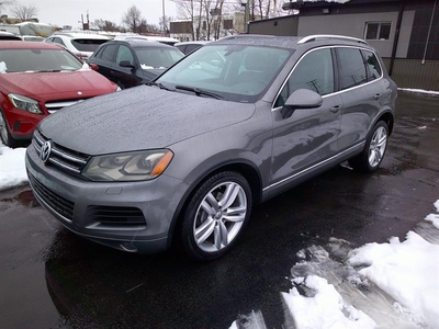 Used Volkswagen Touareg 2012 for sale in chomedey, Quebec