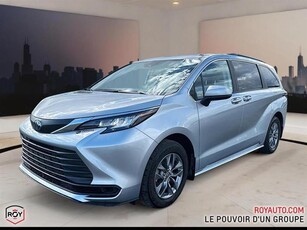 Used Toyota Sienna 2023 for sale in Victoriaville, Quebec