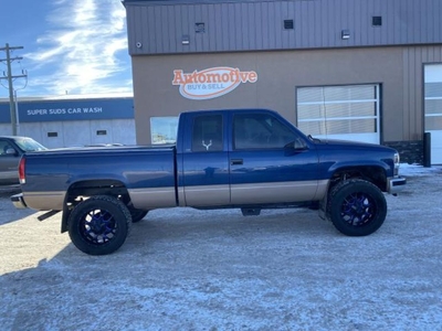 Used 1998 Chevrolet C1500/K1500 EXT. CAB 6.5-FT. BED for Sale in Stettler, Alberta