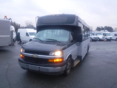 Used 2017 Chevrolet Express G4500 21 Passenger Bus with Wheelchair Accessibility for Sale in Burnaby, British Columbia