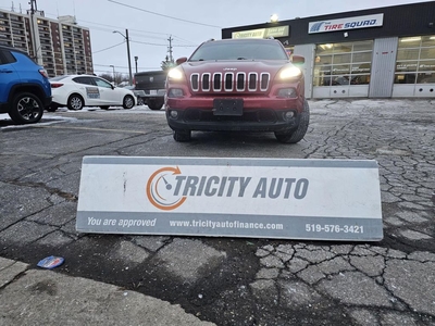 Used 2017 Jeep Cherokee Latitude 4WD for Sale in Waterloo, Ontario