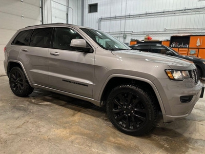 Used 2019 Jeep Grand Cherokee Altitude for Sale in Winnipeg, Manitoba