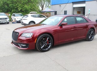 New 2023 Chrysler 300 300C RWD for Sale in Mississauga, Ontario
