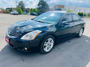 Used 2010 Nissan Altima 3.5 SR 2dr Coupe Manual for Sale in Mississauga, Ontario
