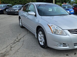 Used 2012 Nissan Altima 2.5S for Sale in Gloucester, Ontario