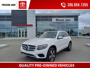 Used 2018 Mercedes-Benz GL-Class 300 LOCAL TRADE WITH ALL THE RIGHT EQUIPMENT INCLUDING PREMIUM PACKAGE, PANORAMIC SUNROOF, NAVI, LED HEADLAMPS PLUS SO MUCH MORE!! for Sale in Moose Jaw, Saskatchewan