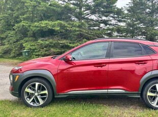 Used 2019 Hyundai KONA Trend AWD, Heated Steering + Seats, CarPlay + Android, BSM, Rear Camera, Alloy Wheels and more! for Sale in Guelph, Ontario