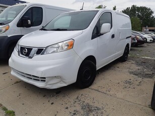 Used Nissan NV200 2015 for sale in Montreal, Quebec