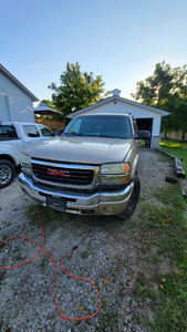2004 GMC sierra 2500HD REDUCED TO SELL
