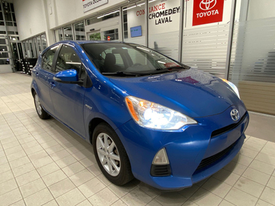 2014 Toyota Prius C Hybrid Bluetooth A/C Automatique Frais de RD