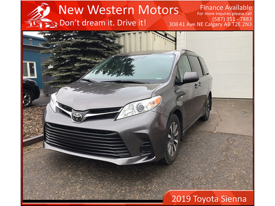 2019 Toyota Sienna LE 7-Passenger AWD/ NO ACCIDENTS! Toyota saf
