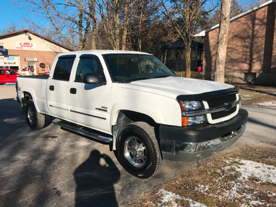 2004 Chev Duramax VERY REAR FIND IN THIS CONDITION!!!