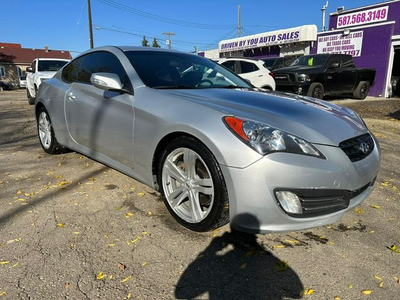 2011 HYUNDAI GENESIS COUPE 3.8L V6 one owner with 137,391 km!