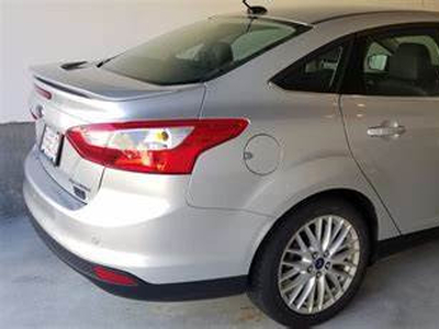 2013 silver Ford Focus