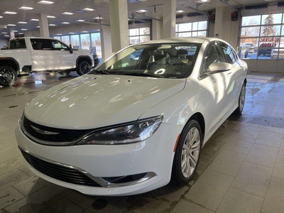 2015 Chrysler 200 Limited 3.6 *Heated Seats* *Sirius* *Remote*