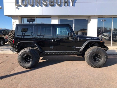 2015 Jeep Wrangler Unlimited RUBICON W/LIFT/UPGRADED TIRES/WINC
