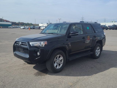 2022 Toyota 4Runner SR5 4WD, 7 Pass, Leather, Sunroof