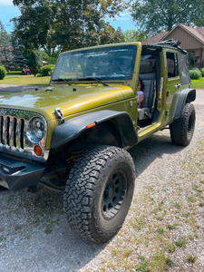 Lifted Jeep wrangler for trade