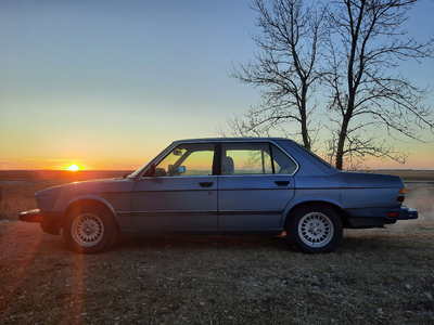 Safetied 1988 BMW 528e (E28)