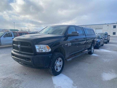 Used 2016 RAM 3500 ST Crew 4X4 Long Box, Hitch + Wiring, Tow Mirrors, Keyless Entry, Cap, Vinyl Seats, & More! for Sale in Guelph, Ontario