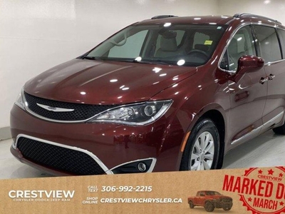 Used 2017 Chrysler Pacifica Touring-L for Sale in Regina, Saskatchewan