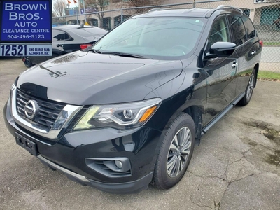 Used 2019 Nissan Pathfinder LOCAL, ACCIDENT FREE, 1 OWNER, SV, 7PASS. for Sale in Surrey, British Columbia