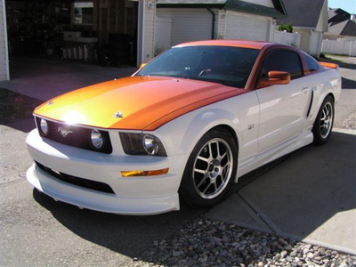 2005 Ford Mustang GT Custom Coupe