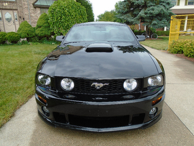 2005 Ford Mustang Roush Supercharged Stage 2 Coupe