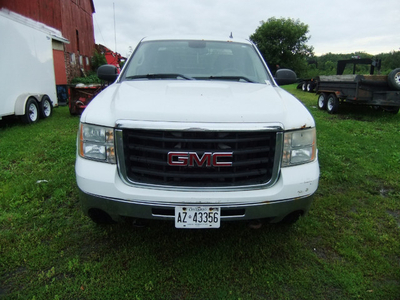 2007 GMC Sierra 2500 hd with Aluminum deck for sale as is