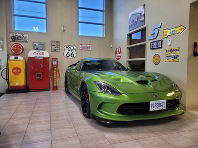 2017 DODGE VIPER GTC - ONE OWNER - ONLY 737 KMS