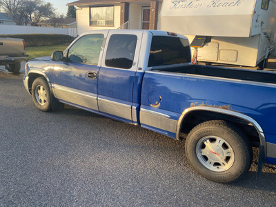 For sale 2003 GMC 1500 1/2 Ton. 2WD.
