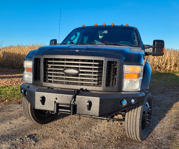 FORD F-450 Lariat 2010 loaded - sell or trade for SUV or minivan
