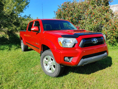 Red 2015 Toyota Tacoma TRD Sport 4 x 4 Pick Up Truck-Great Shape
