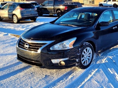 Used 2015 Nissan Altima S-2.5-Bluetooth-Push Button Start-Low KM for Sale in Calgary, Alberta