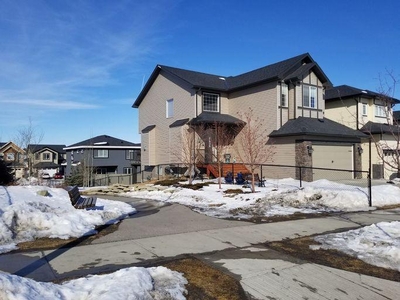 3 Bedroom House Airdrie AB