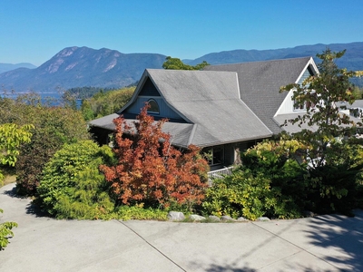 6352 SANDPIPER ROAD Sechelt