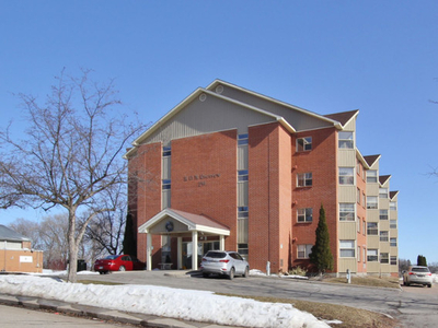 2 Bedroom Apartment with Water Views in Arnprior For Sale