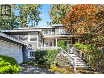 3948 SHARON PLACE West Vancouver, British Columbia